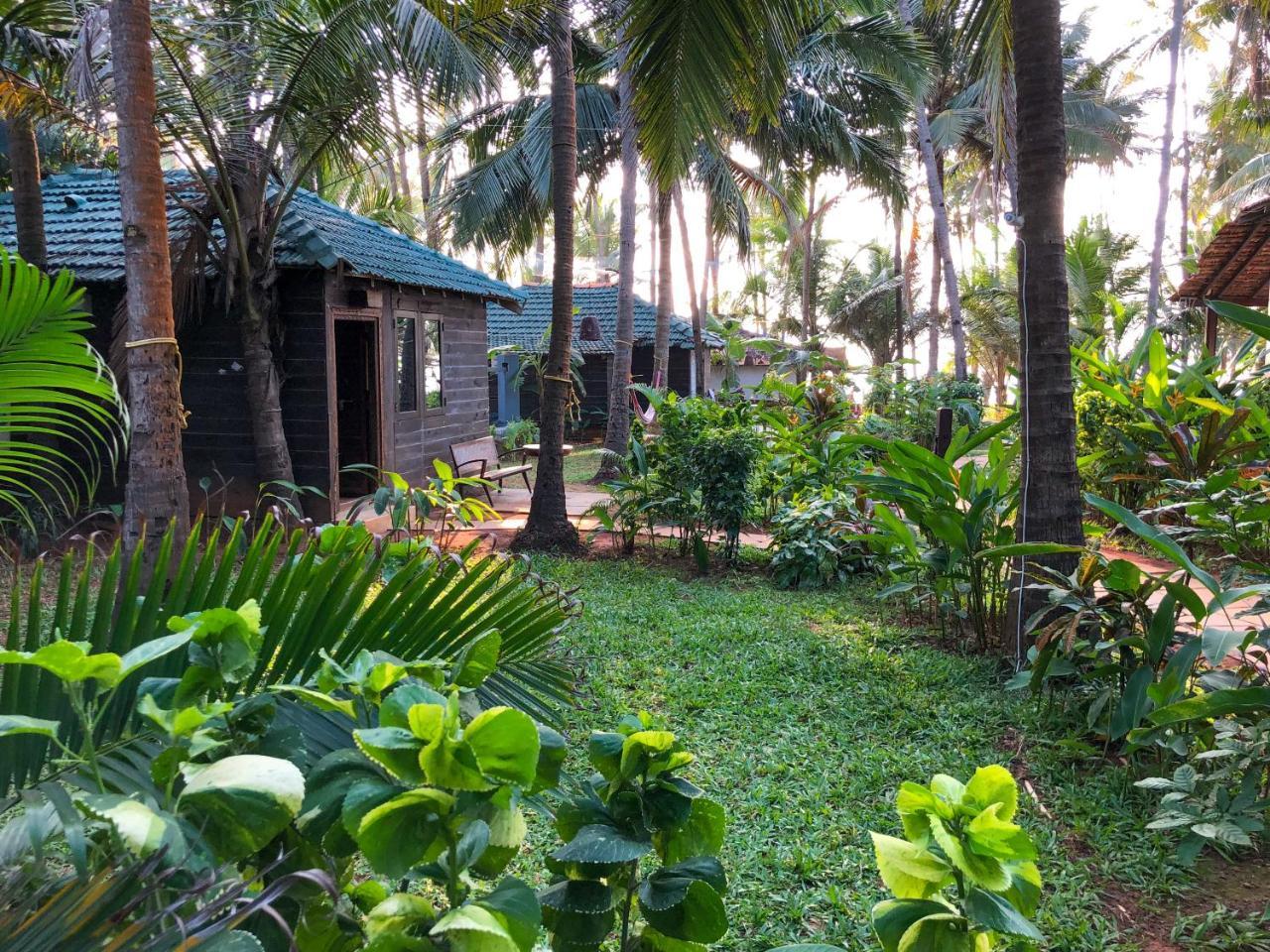 Leela Cottages Морджим Экстерьер фото